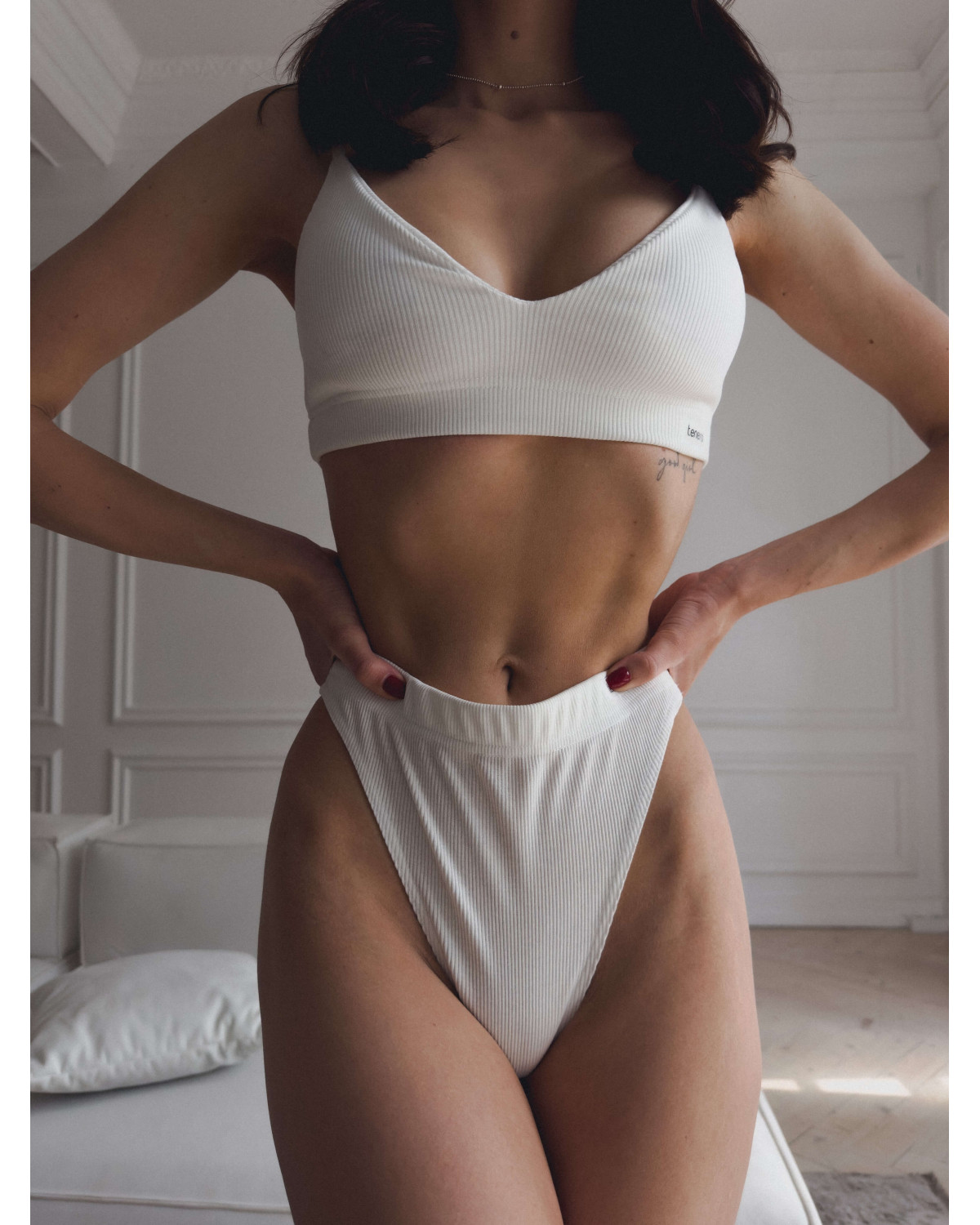 White knitted underwear with cups